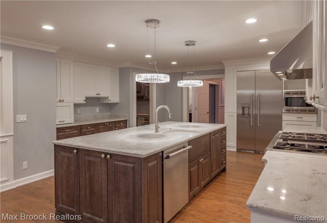 976 North Cranbrook Road Bloomfield Hills, MI 48301 - Photo 18 of 75 IMG_7334.jpg