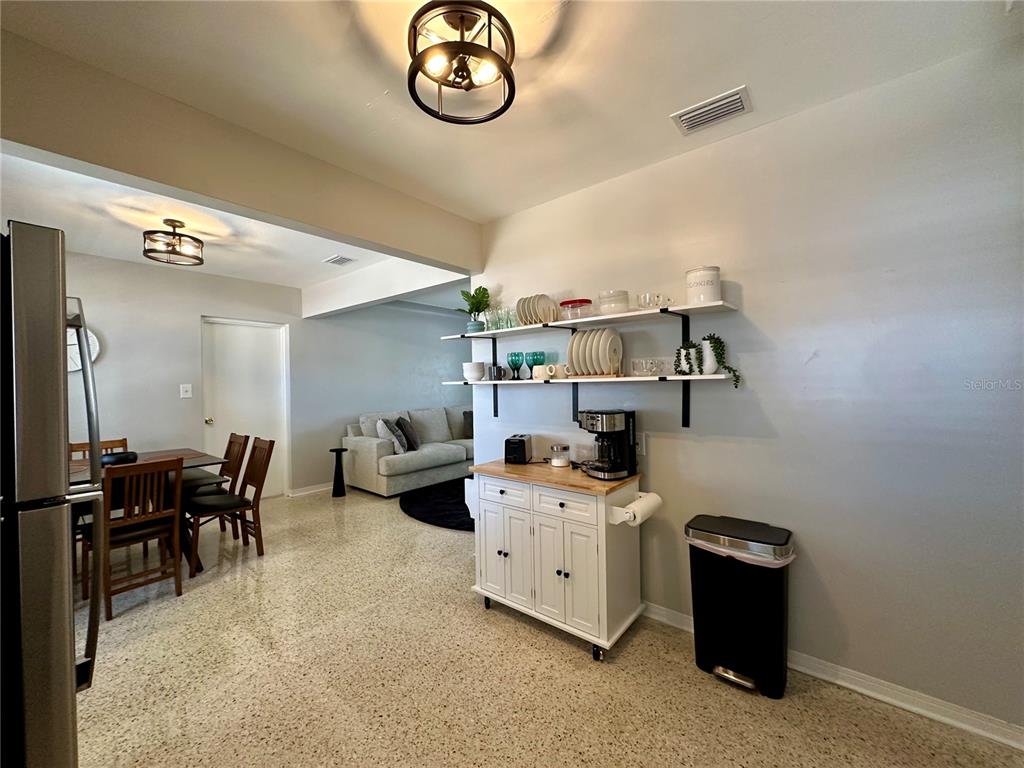 4917 99th Street North St. Petersburg, FL 33708 - Photo 7 of 14