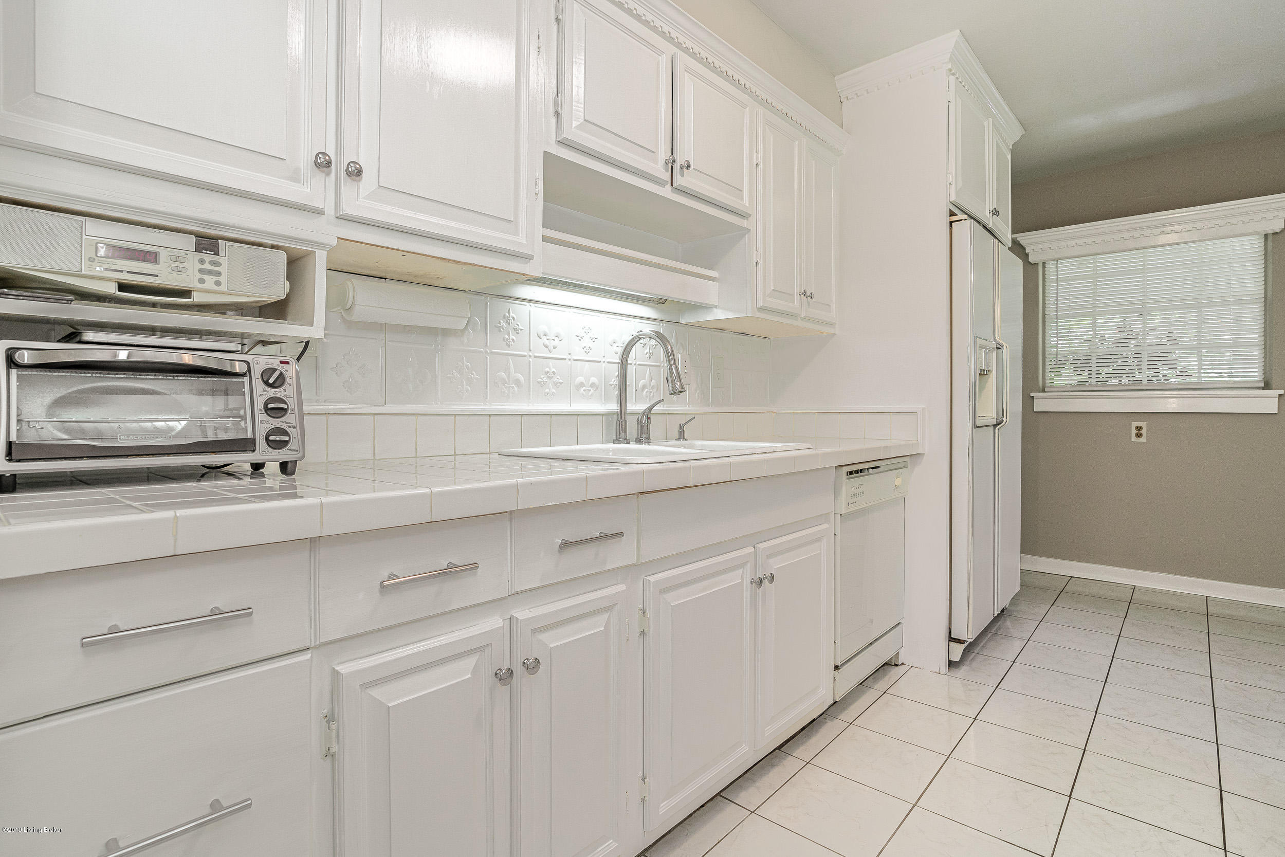 2177 Millvale Road Louisville, KY 40205 - Photo 12 of 30 2177 Millvale Road-14