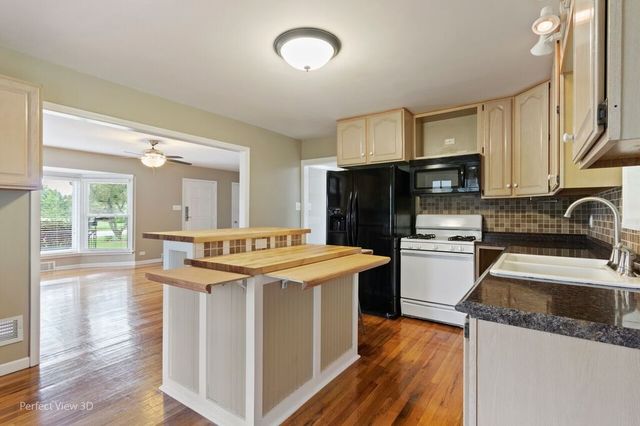 417 Surrey Lane Crete, IL 60417 - Photo 8 of 28