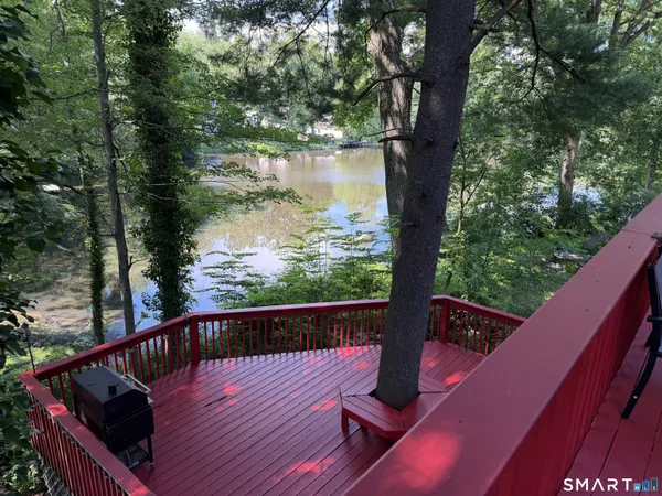 $699,000 | 11 Circle Drive, Stratford, CT 06614