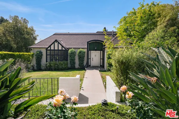 $3,790,000 | 690 Westgate Street, Pasadena, CA 91103