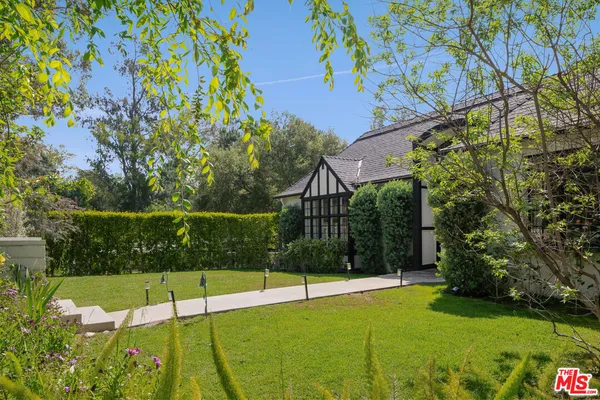 $3,790,000 | 690 Westgate Street, Pasadena, CA 91103