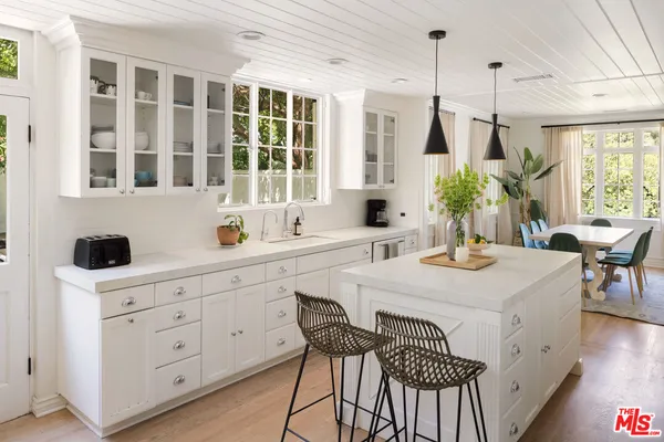 $3,790,000 | 690 Westgate Street, Pasadena, CA 91103