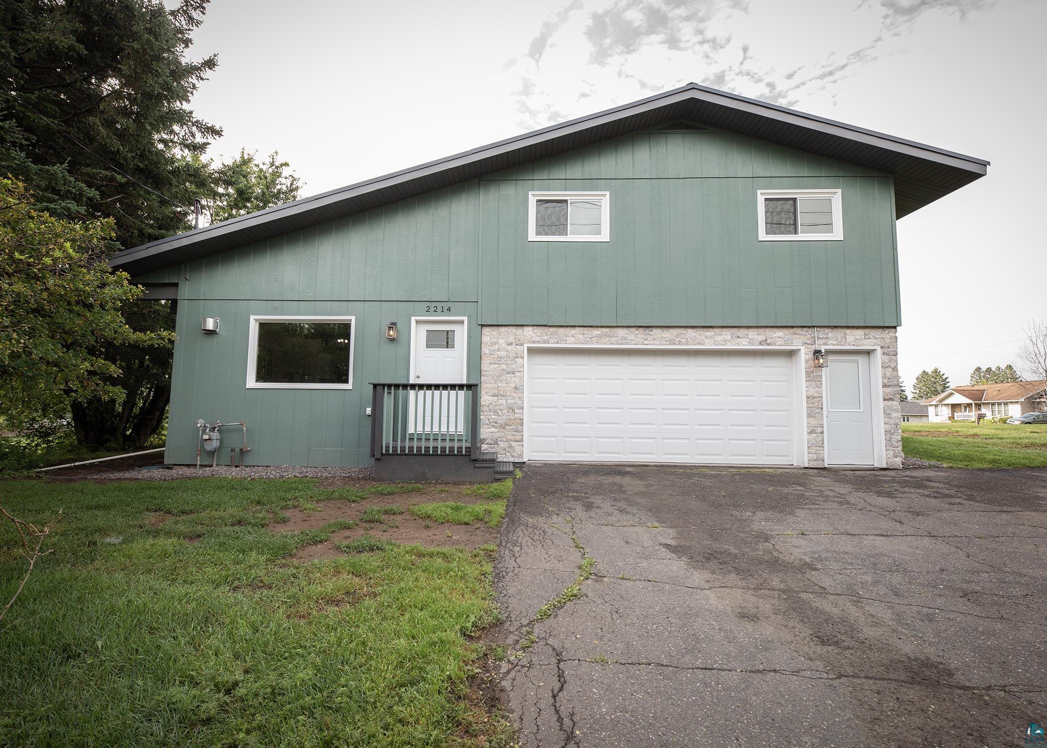 2214 West Arrowhead Road Duluth, MN 55811 - Photo 1 of 35 Gallery Image 1