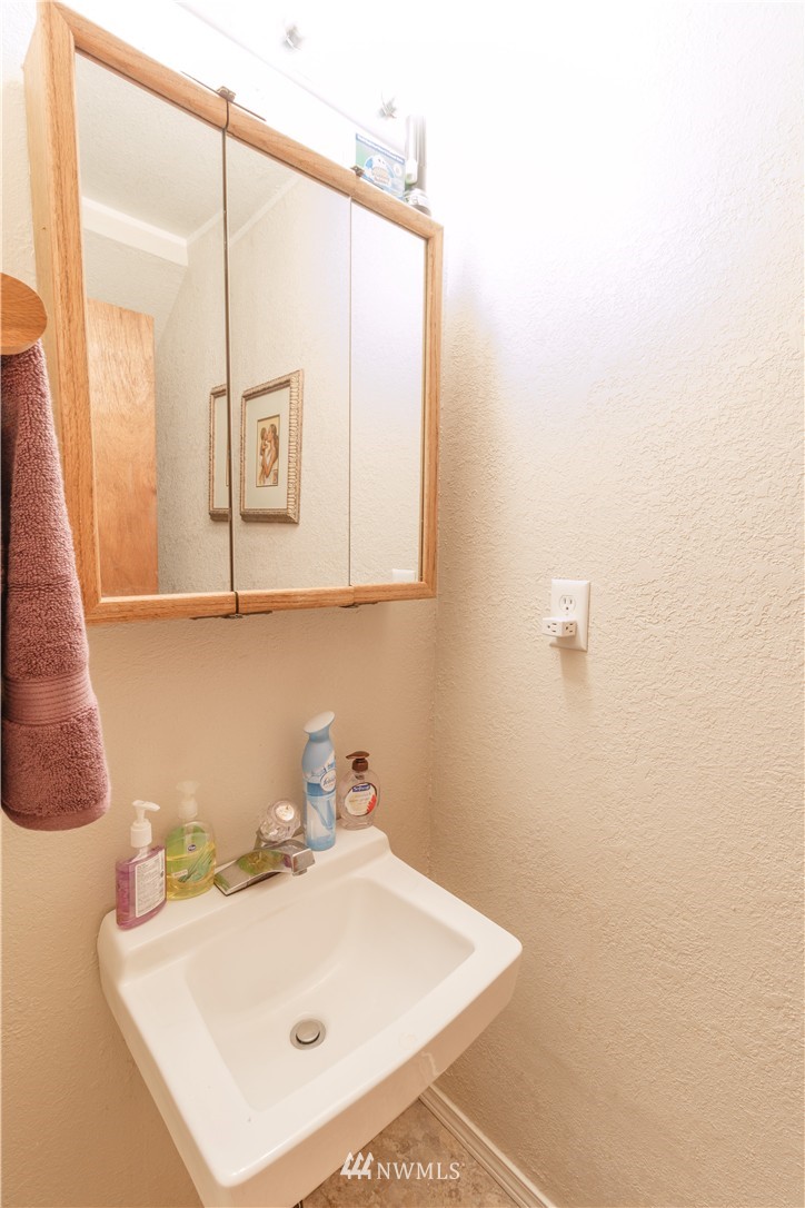 22713 12th Place West Bothell, WA 98021 - Photo 11 of 14