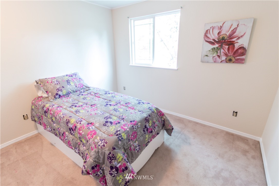 22713 12th Place West Bothell, WA 98021 - Photo 10 of 14