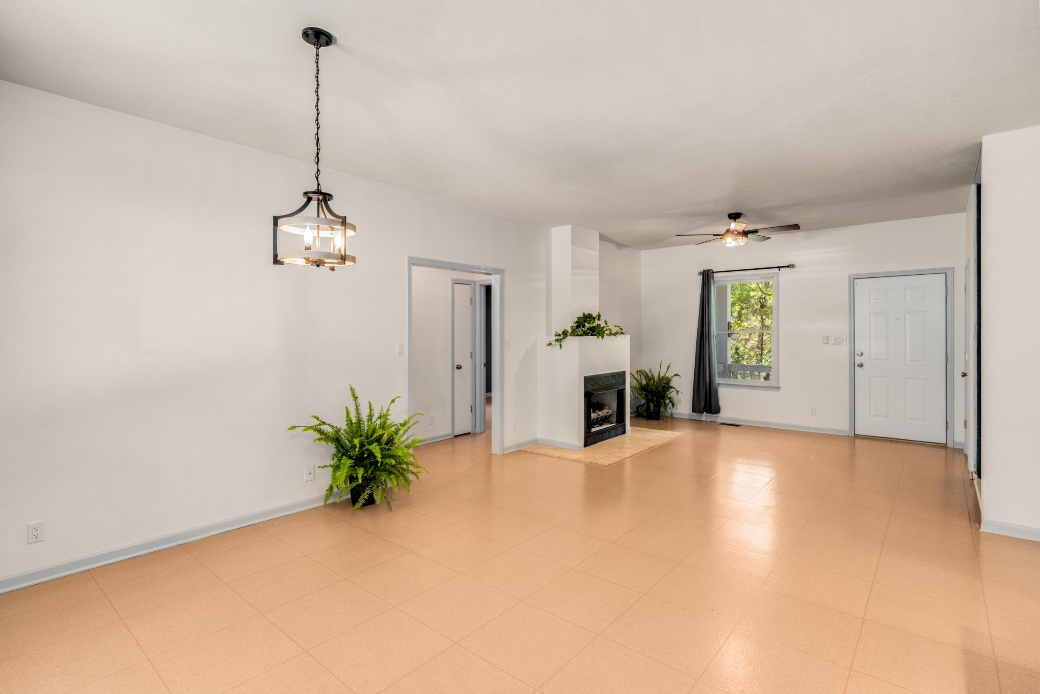 358 Harper Road Clarksville, TN 37043 - Photo 15 of 34 a view of an empty room with a window