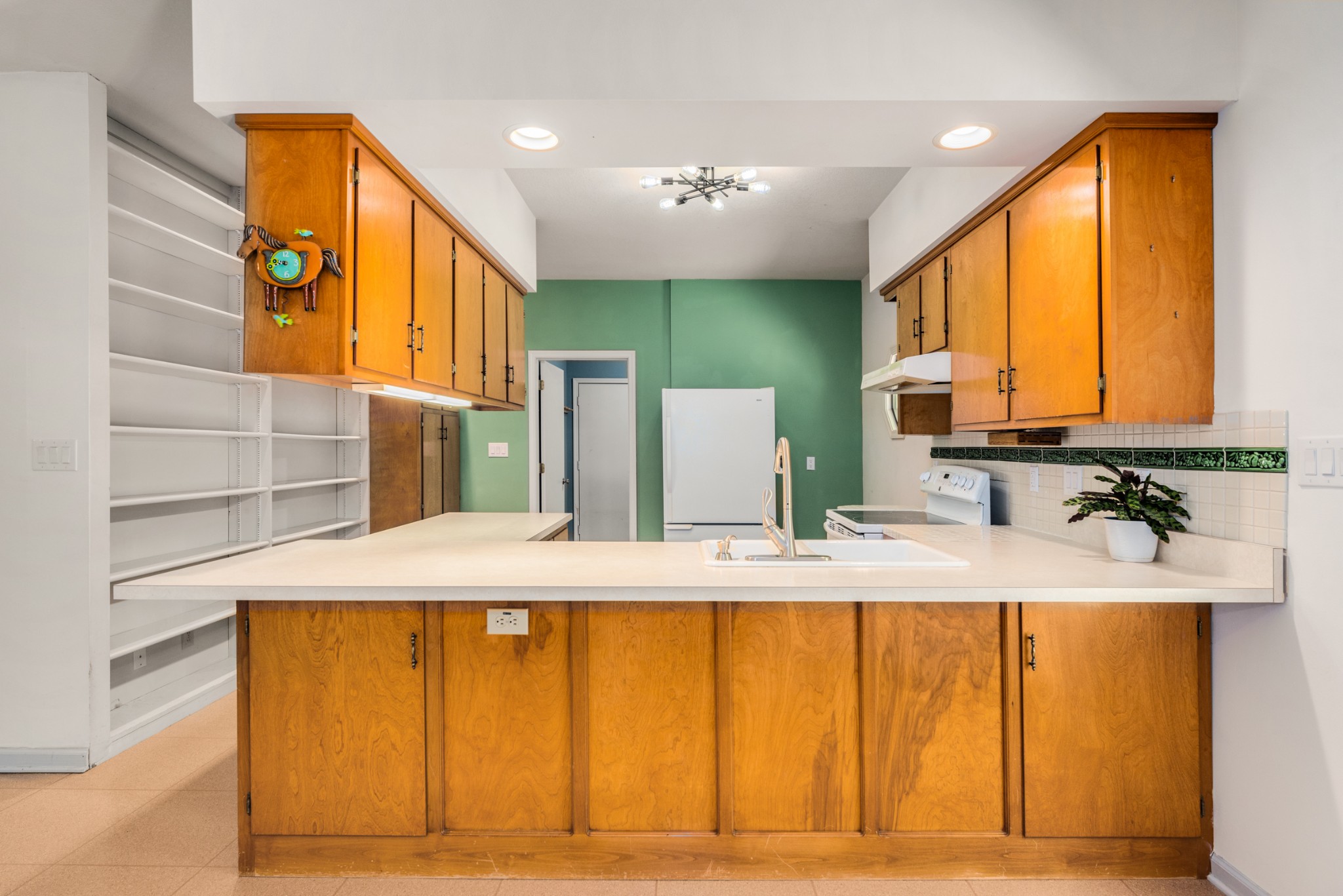 358 Harper Road Clarksville, TN 37043 - Photo 10 of 34 a bathroom with a granite countertop sink and a mirror