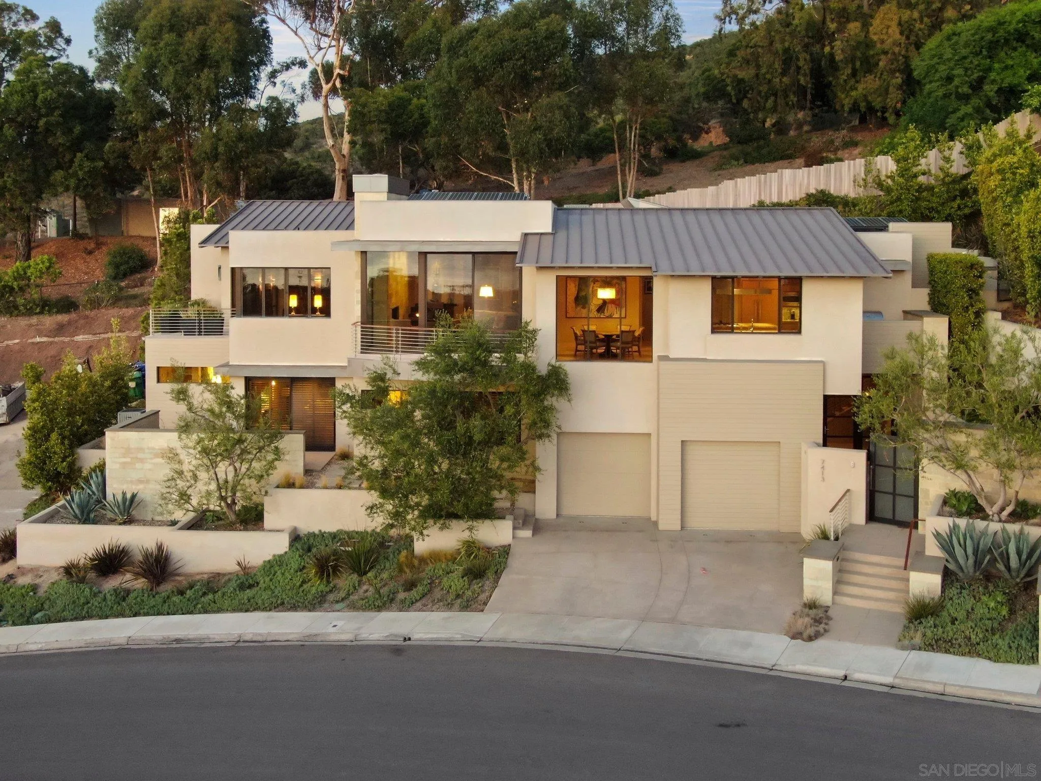 7413 Fairway Road La Jolla, CA 92037 - Photo 40 of 40 front view of a house with a yard