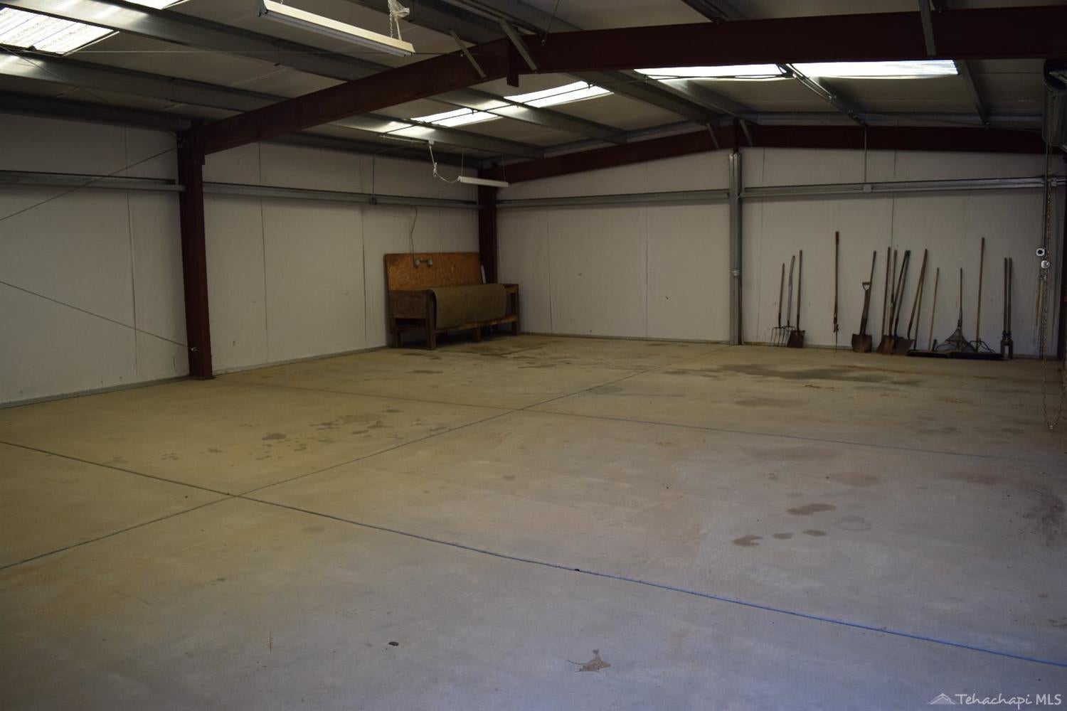9940 Sweetwater Road Tehachapi, CA 93561 - Photo 22 of 34 Gallery Image 22