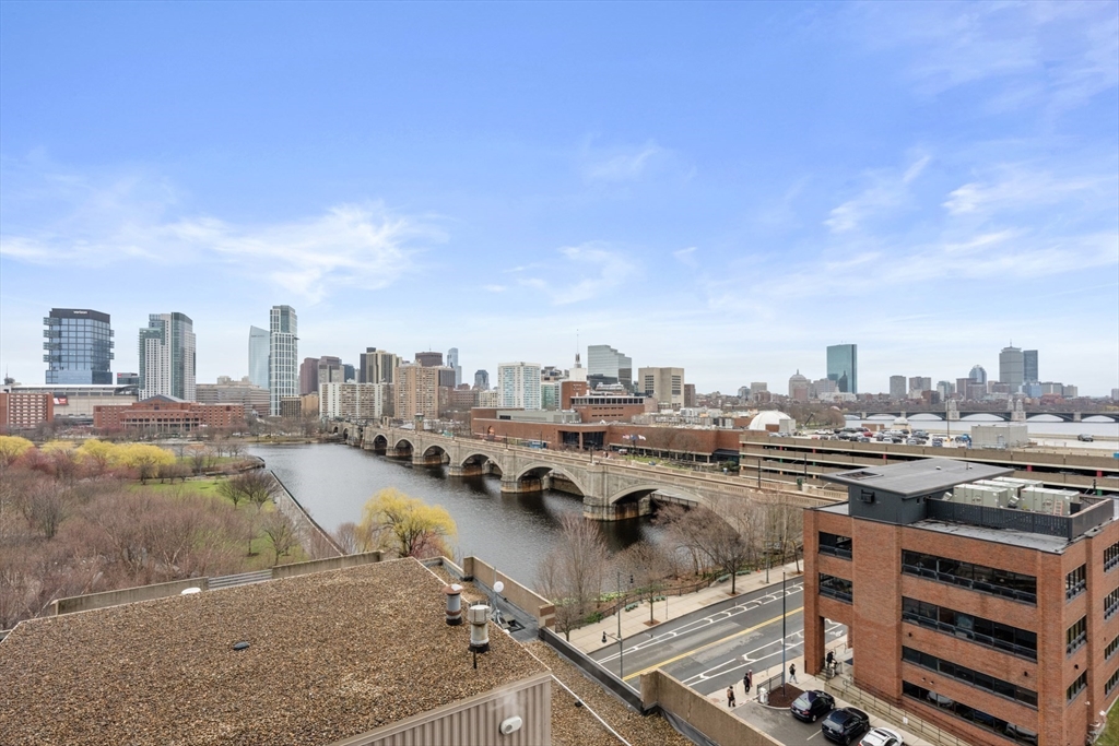 8 Museum Way, Unit 1006 Cambridge, MA 02141 - Photo 20 of 21 a view of a city