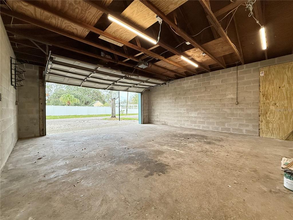 7002 South Shamrock Road Tampa, FL 33616 - Photo 32 of 34