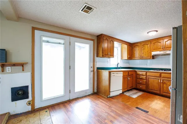 $165,000 | 2278 Jayhawk Road, Fort Scott, KS 66701