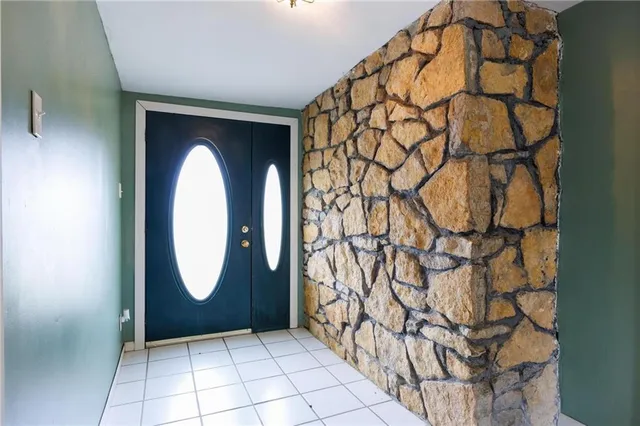 $165,000 | 2278 Jayhawk Road, Fort Scott, KS 66701