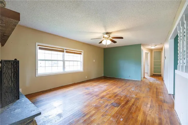 $165,000 | 2278 Jayhawk Road, Fort Scott, KS 66701