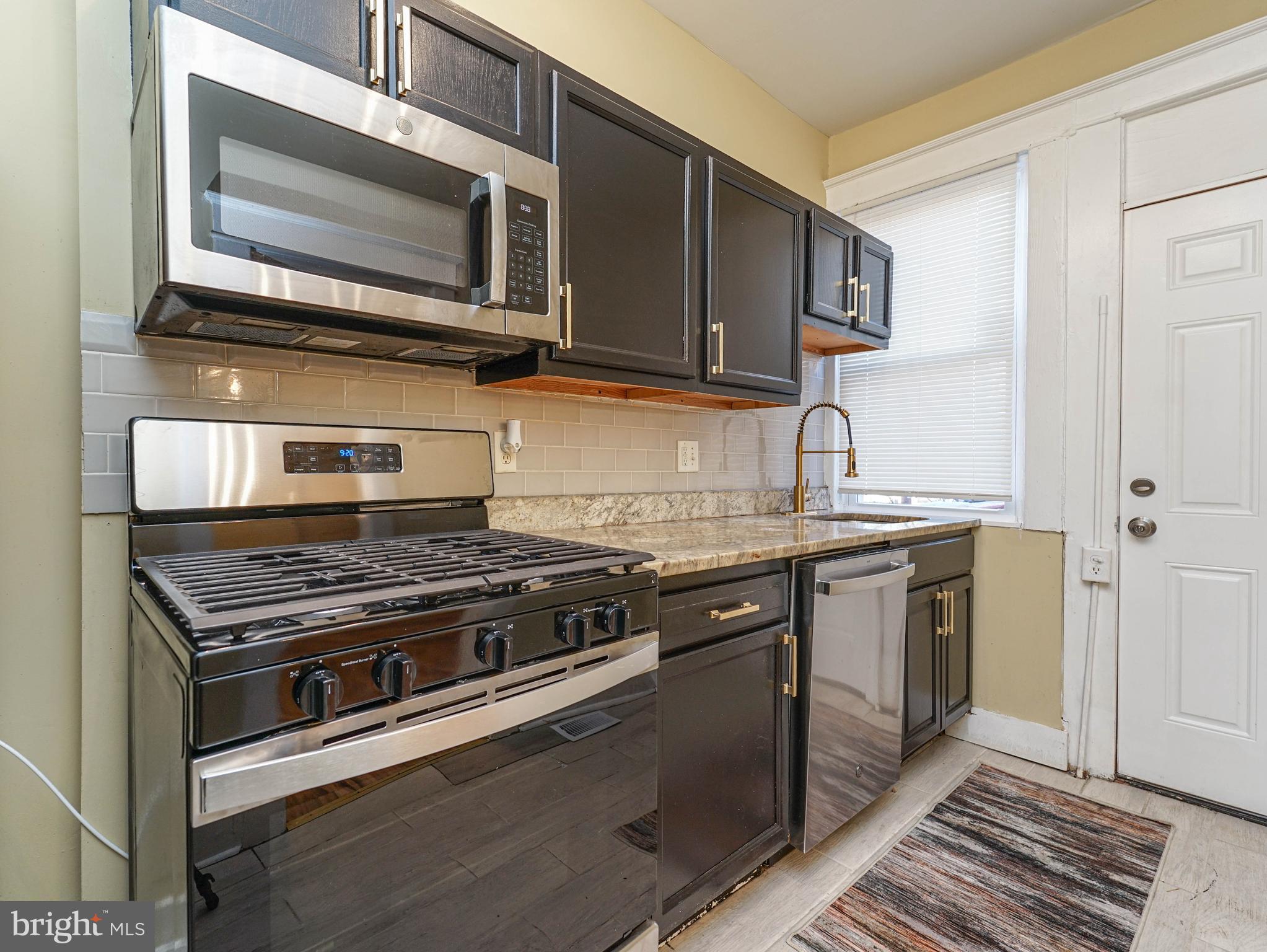 308 Marydell Road Baltimore, MD 21229 - Photo 12 of 36