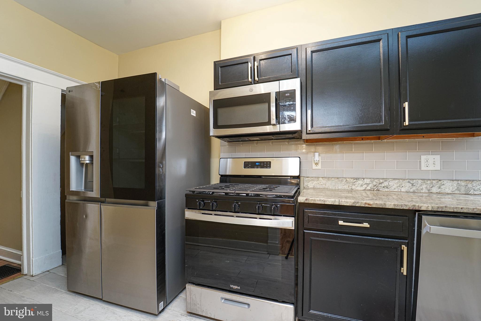 308 Marydell Road Baltimore, MD 21229 - Photo 13 of 36