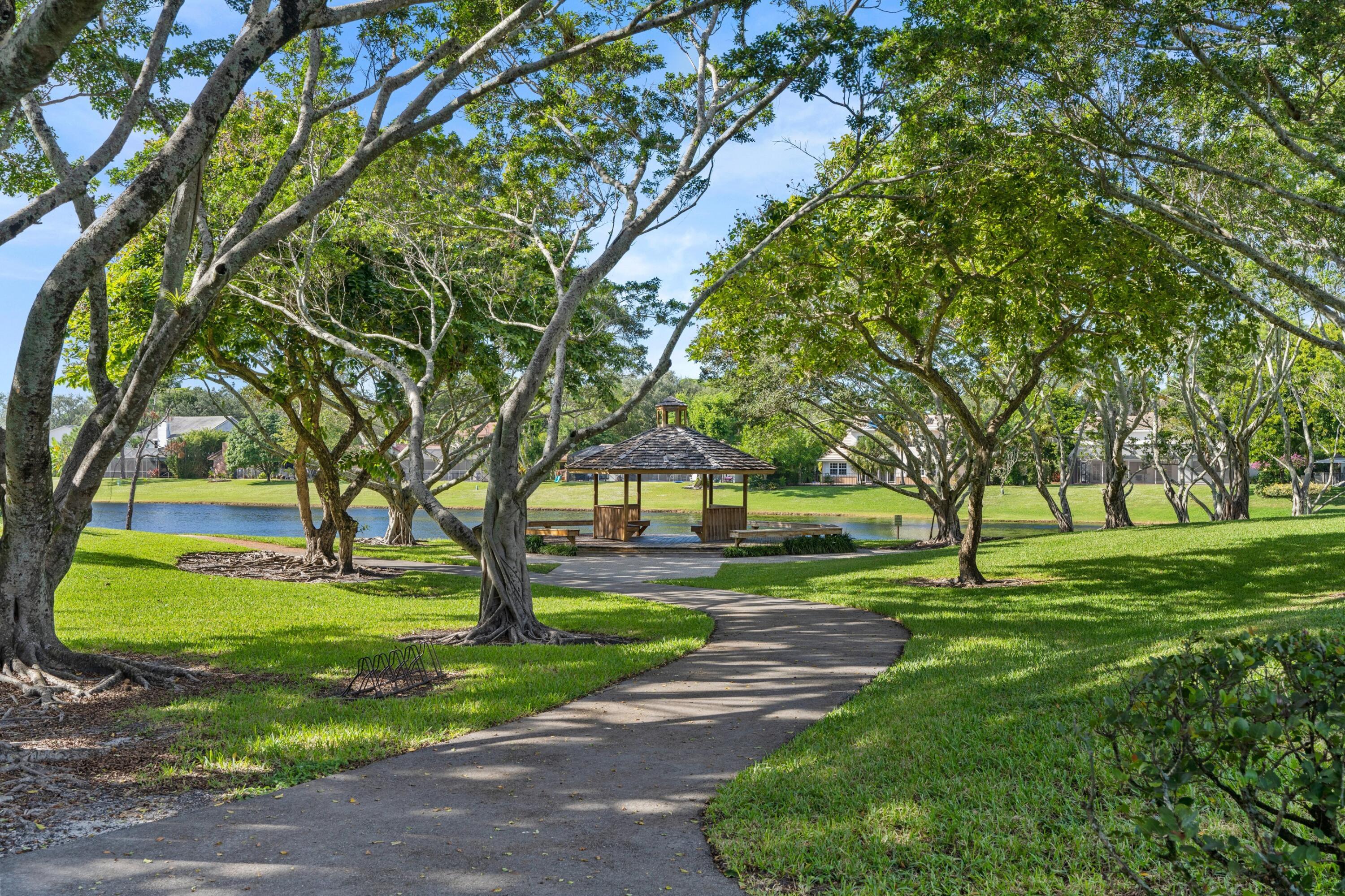2401 Northwest 40th Circle Boca Raton, FL 33431 - Photo 26 of 42 Millpond