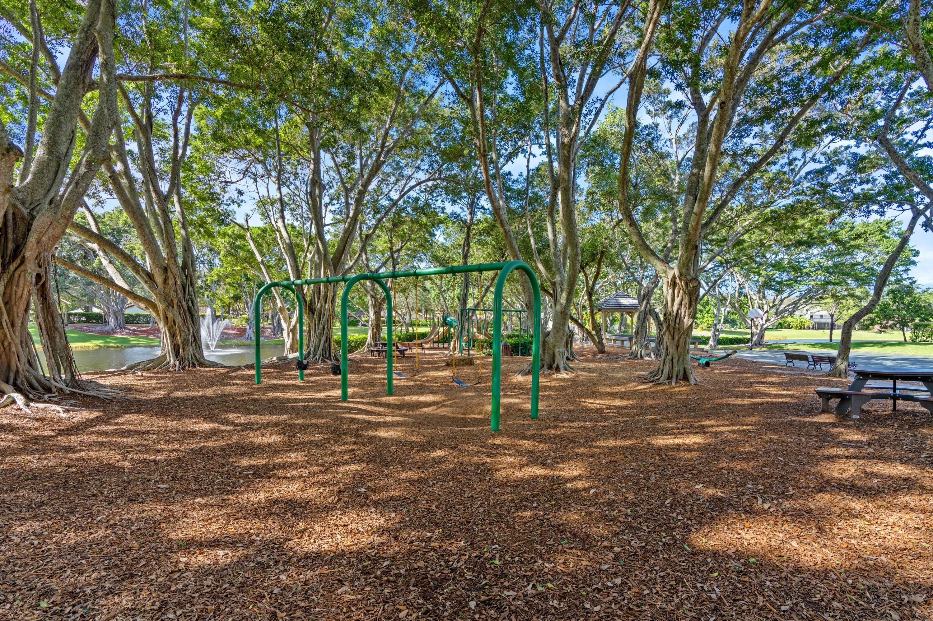 2401 Northwest 40th Circle Boca Raton, FL 33431 - Photo 28 of 42 Millpond