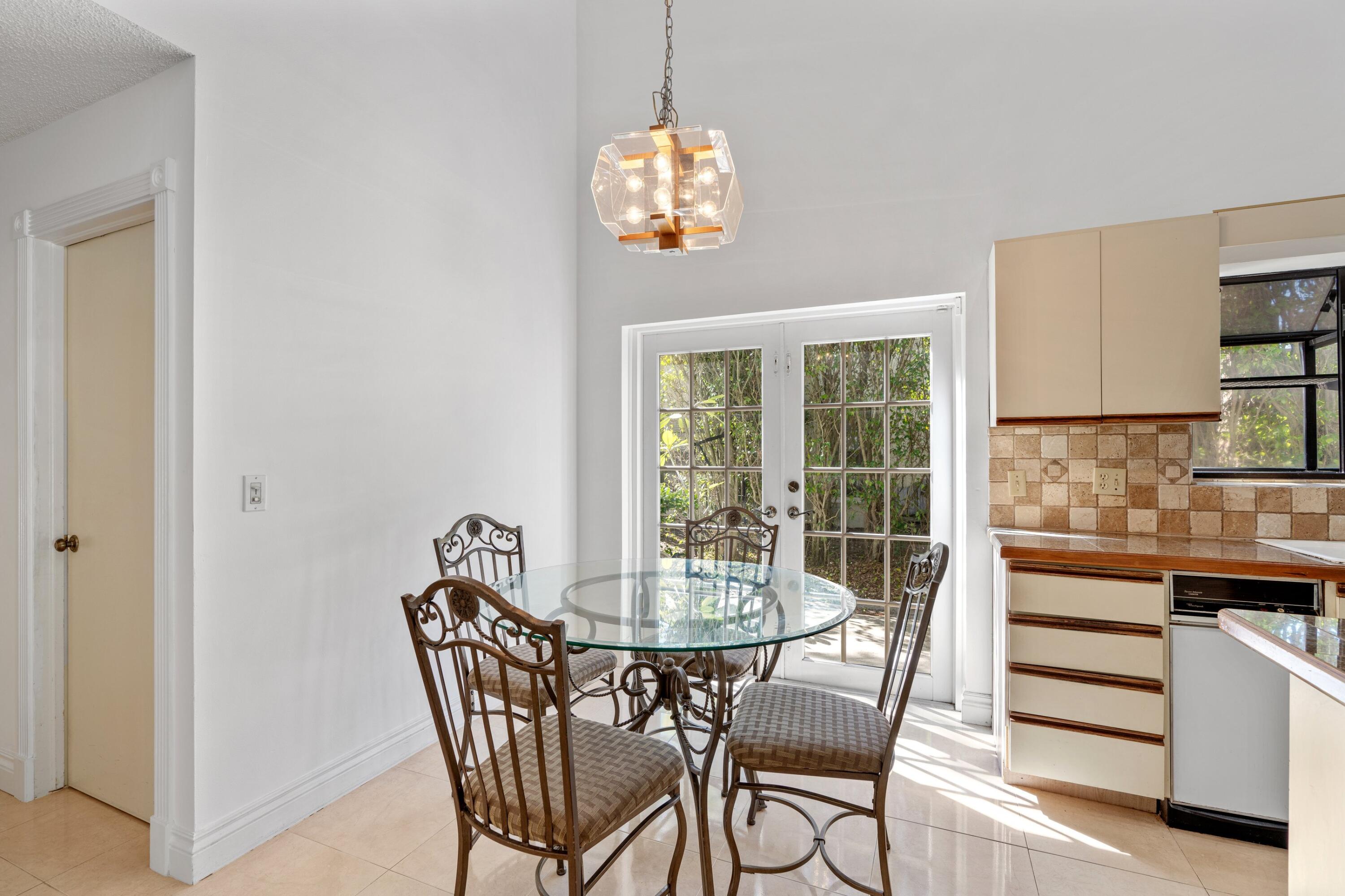 2401 Northwest 40th Circle Boca Raton, FL 33431 - Photo 7 of 42 Eat In Kitchen