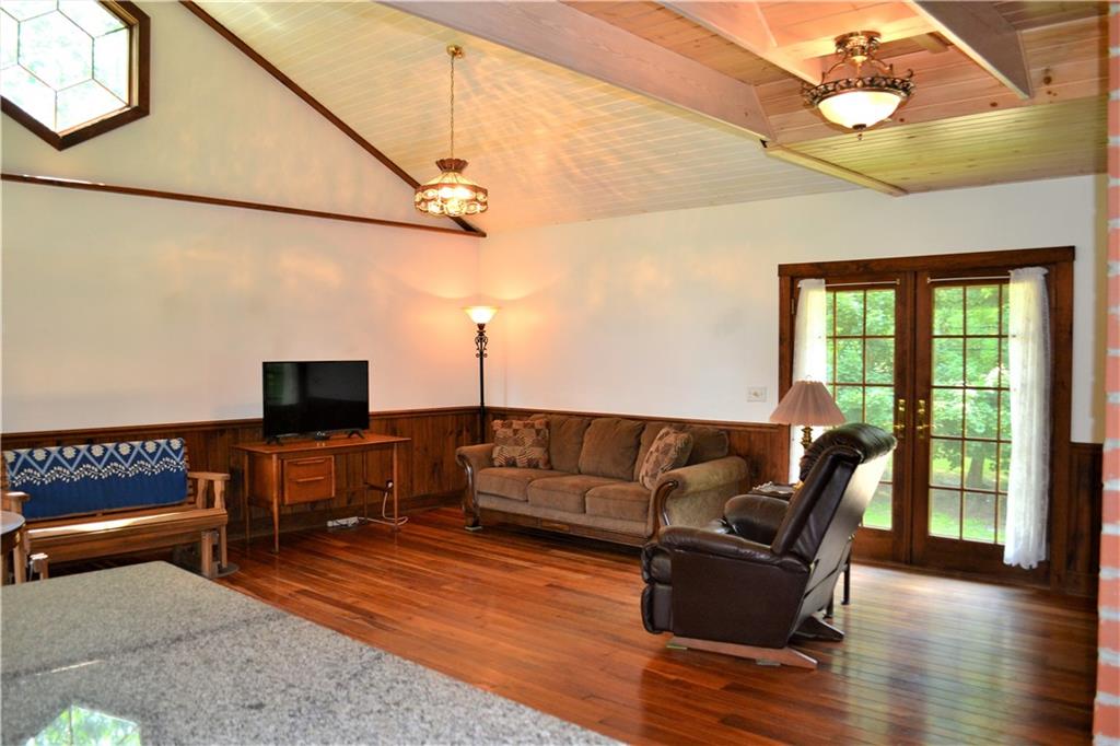 179 Montgomery Road Kittanning, PA 16201 - Photo 8 of 25 Gallery Image 8