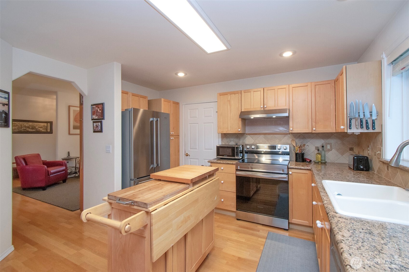 252 Laura Lane Sequim, WA 98382 - Photo 14 of 40