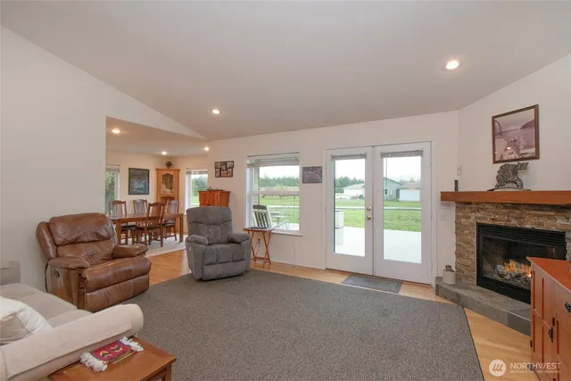 $650,000 | 252 Laura Lane, Sequim, WA 98382