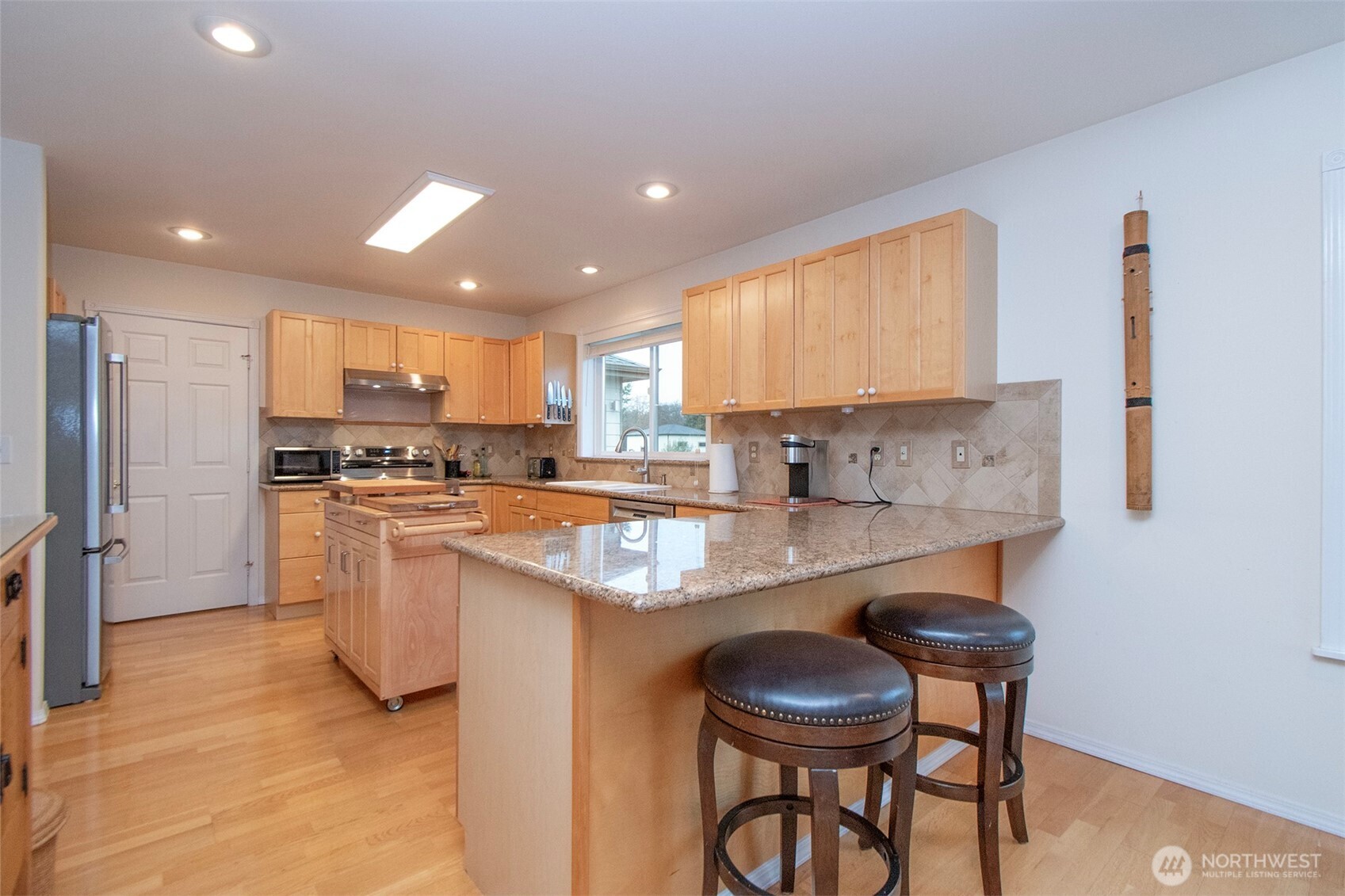 252 Laura Lane Sequim, WA 98382 - Photo 10 of 40