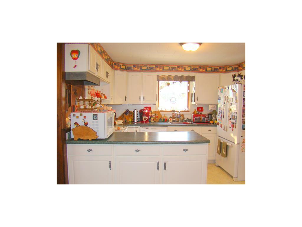 371 Castleman Road Vestal, NY 13850 - Photo 5 of 22 Gallery Image 5