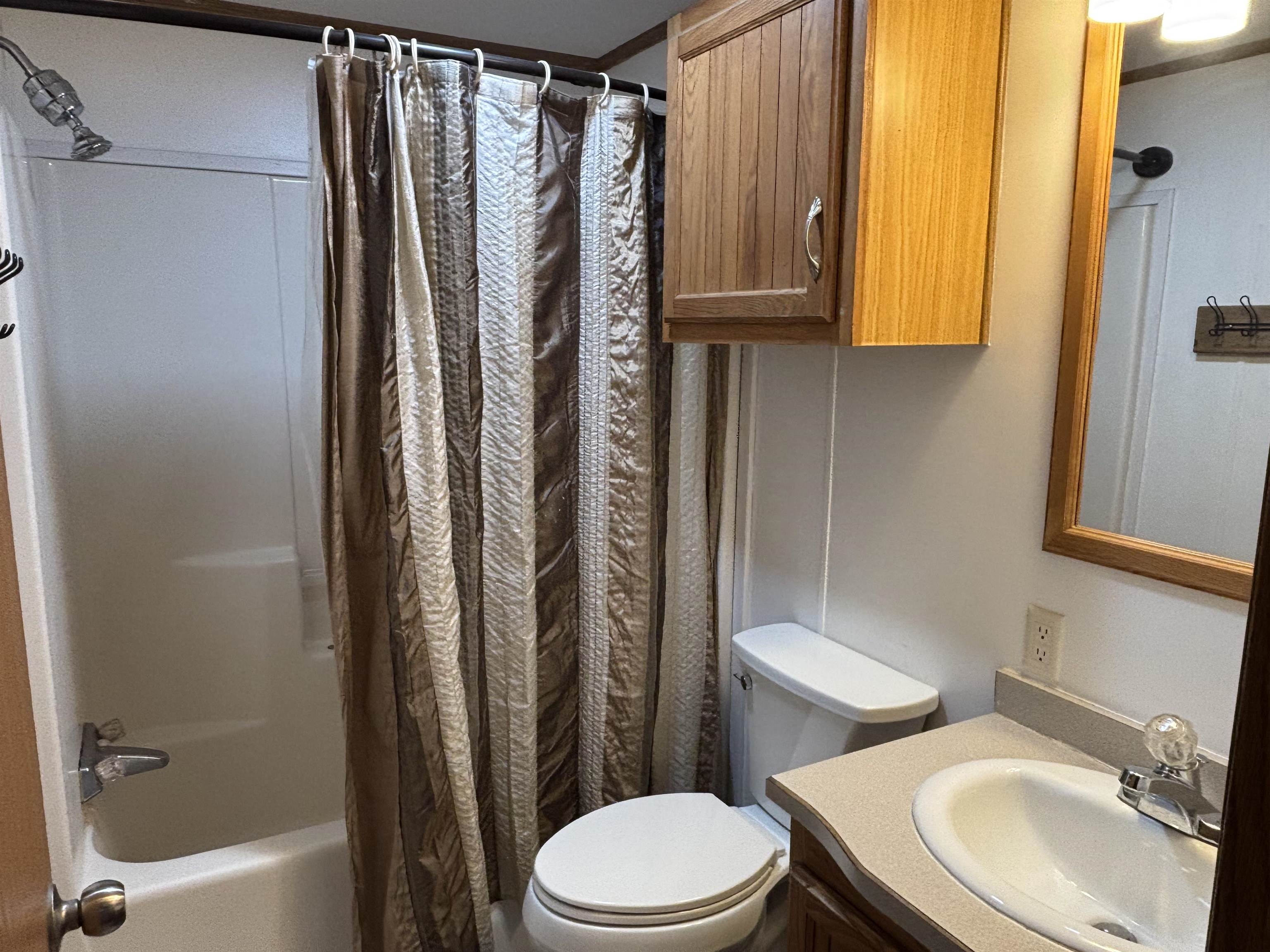 N2639 County Road Z Dousman, WI 53118 - Photo 7 of 17