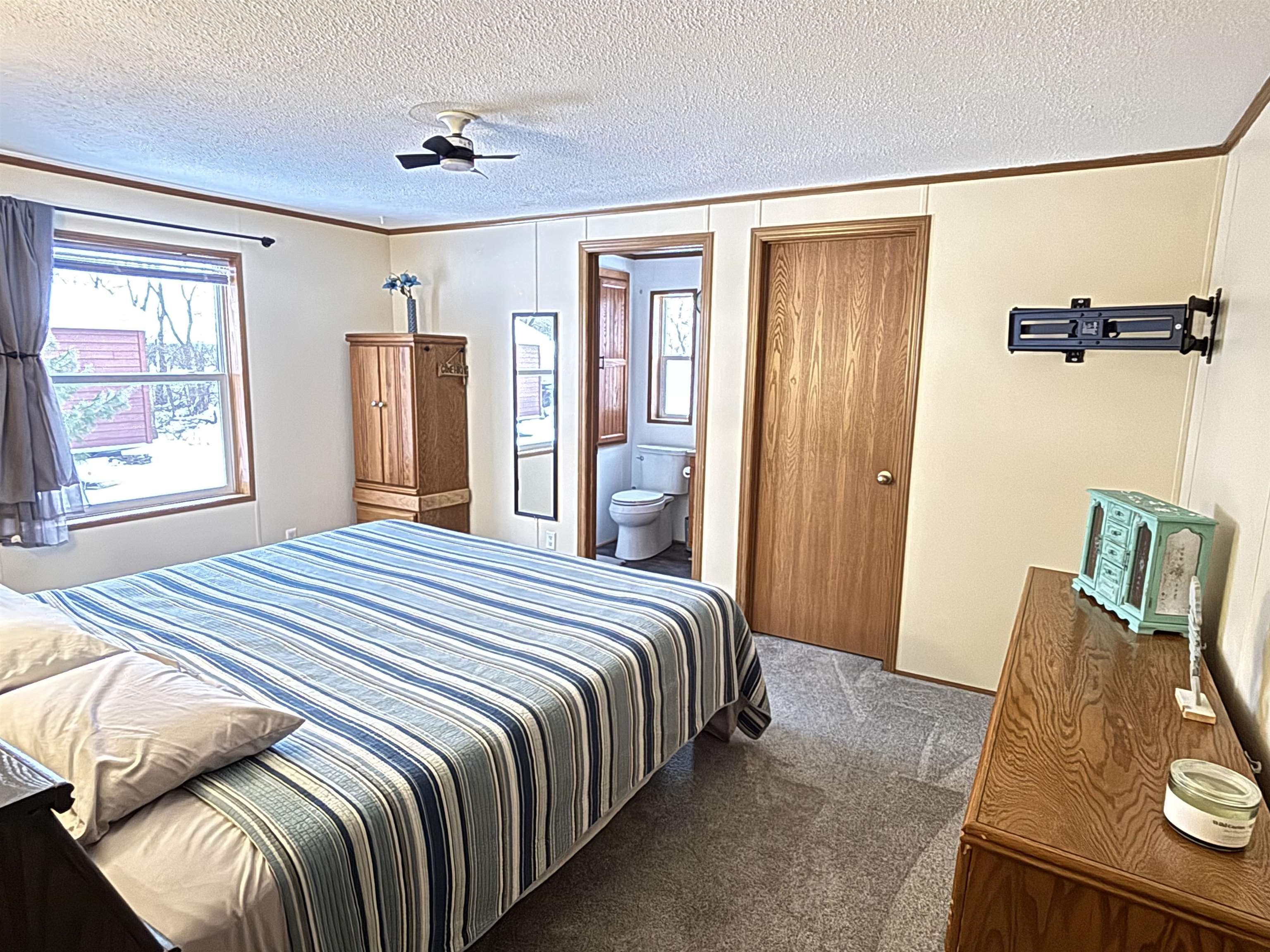 N2639 County Road Z Dousman, WI 53118 - Photo 9 of 17