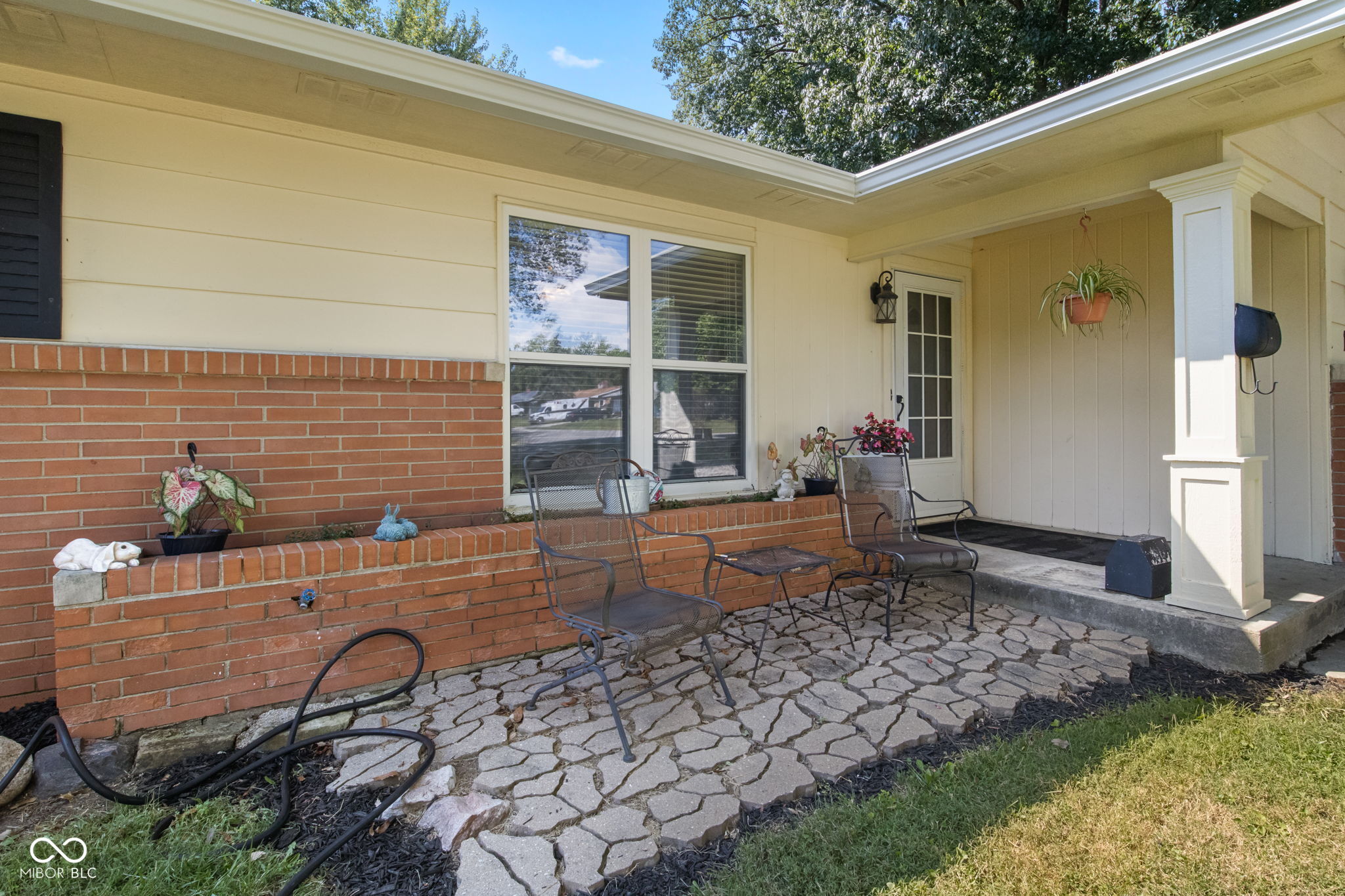 1834 North Shortridge Road Indianapolis, IN 46219 - Photo 4 of 32 Gallery Image 4