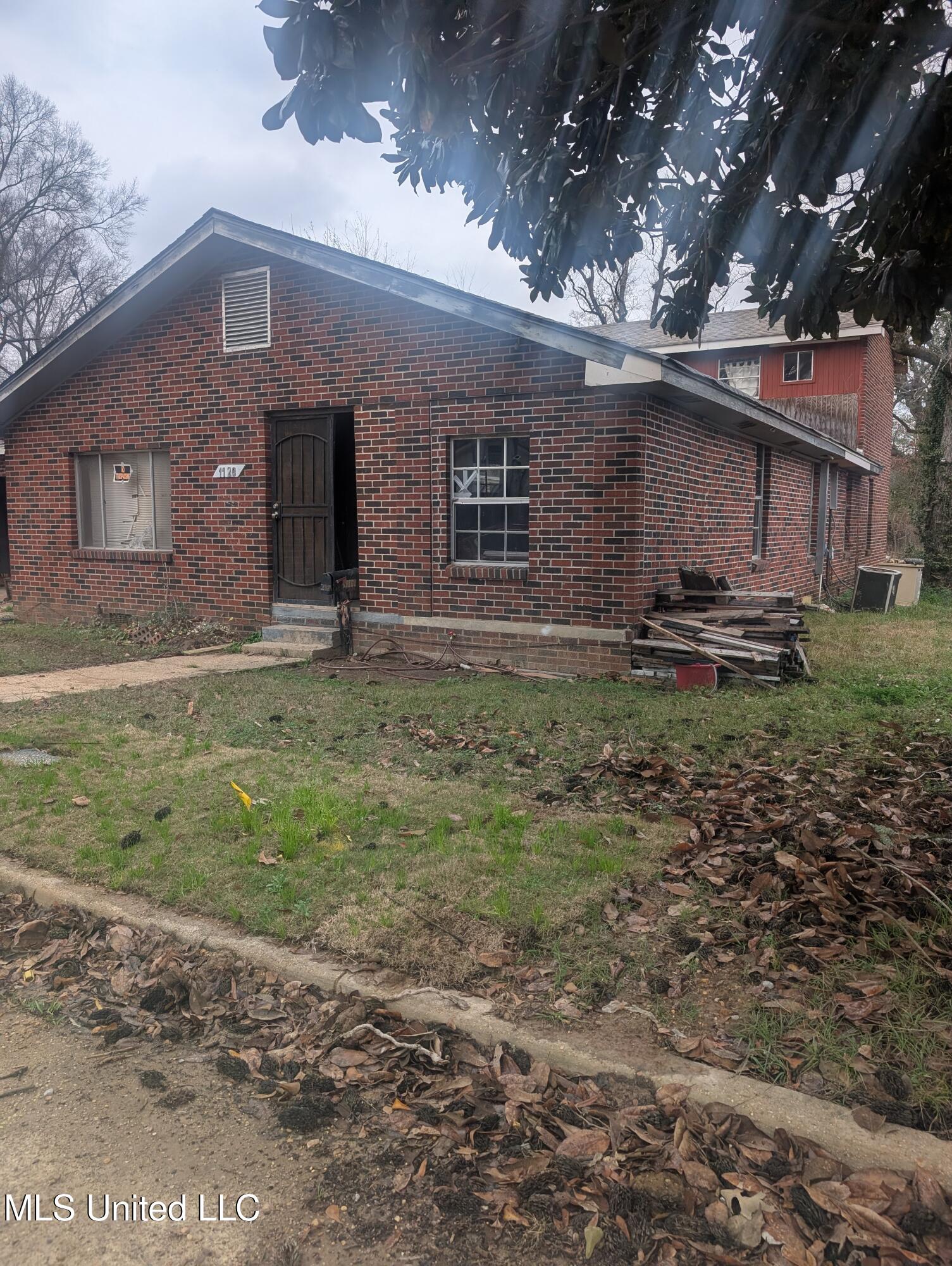 1126 Aberdeen Street Jackson, MS 39209 - Photo 2 of 18 1000012498
