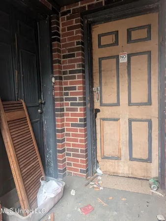 $32,000 | 1126 Aberdeen Street, Jackson, MS 39209