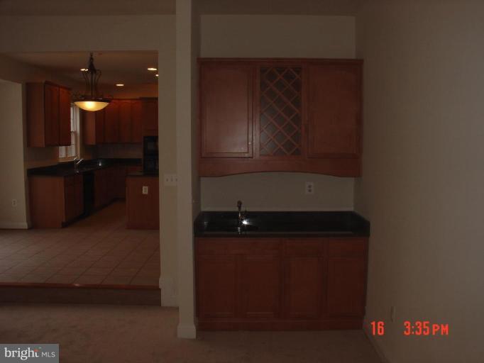 3508 Oaklawn Road Fort Washington, MD 20744 - Photo 8 of 17 Wet Bar