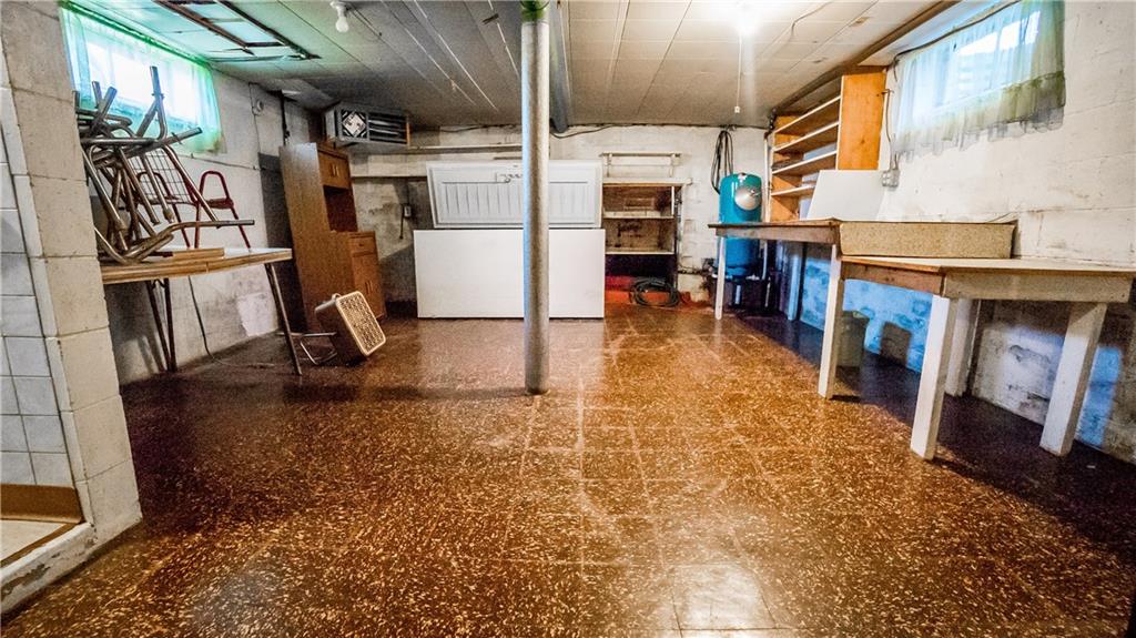 552 Bonniebrook Road Butler, PA 16002 - Photo 17 of 24 12x11 Workshop in Basement