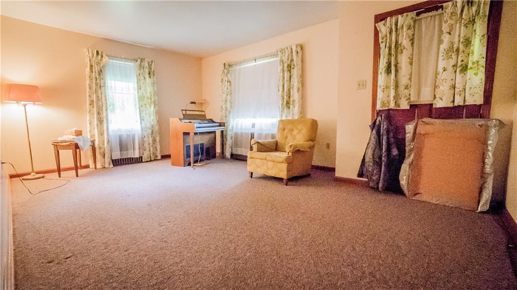 552 Bonniebrook Road Butler, PA 16002 - Photo 9 of 24 Generous 16x16 Family Room