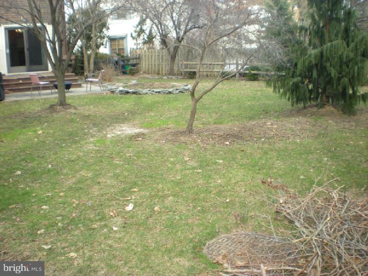 116 Farnwood Road Mount Laurel, NJ 08054 - Photo 14 of 16 Exterior Back