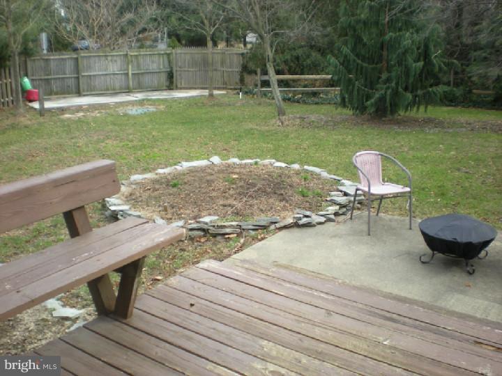 116 Farnwood Road Mount Laurel, NJ 08054 - Photo 16 of 16 View in Back