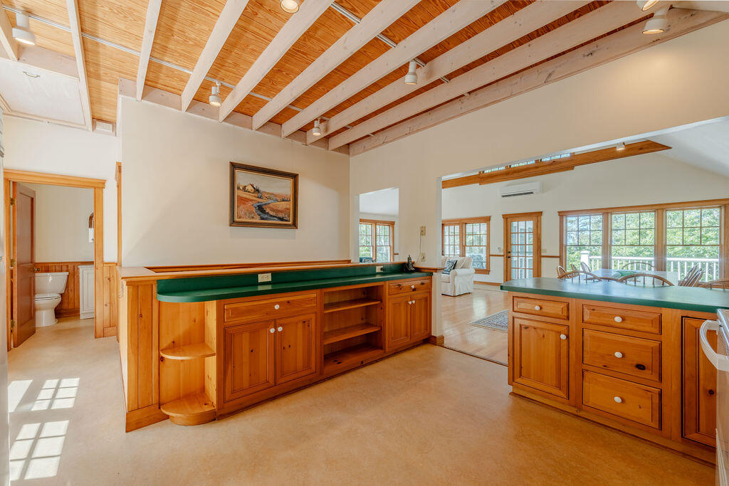 30 Ring Road Wellfleet, MA 02667 - Photo 4 of 60 30-Ring-29