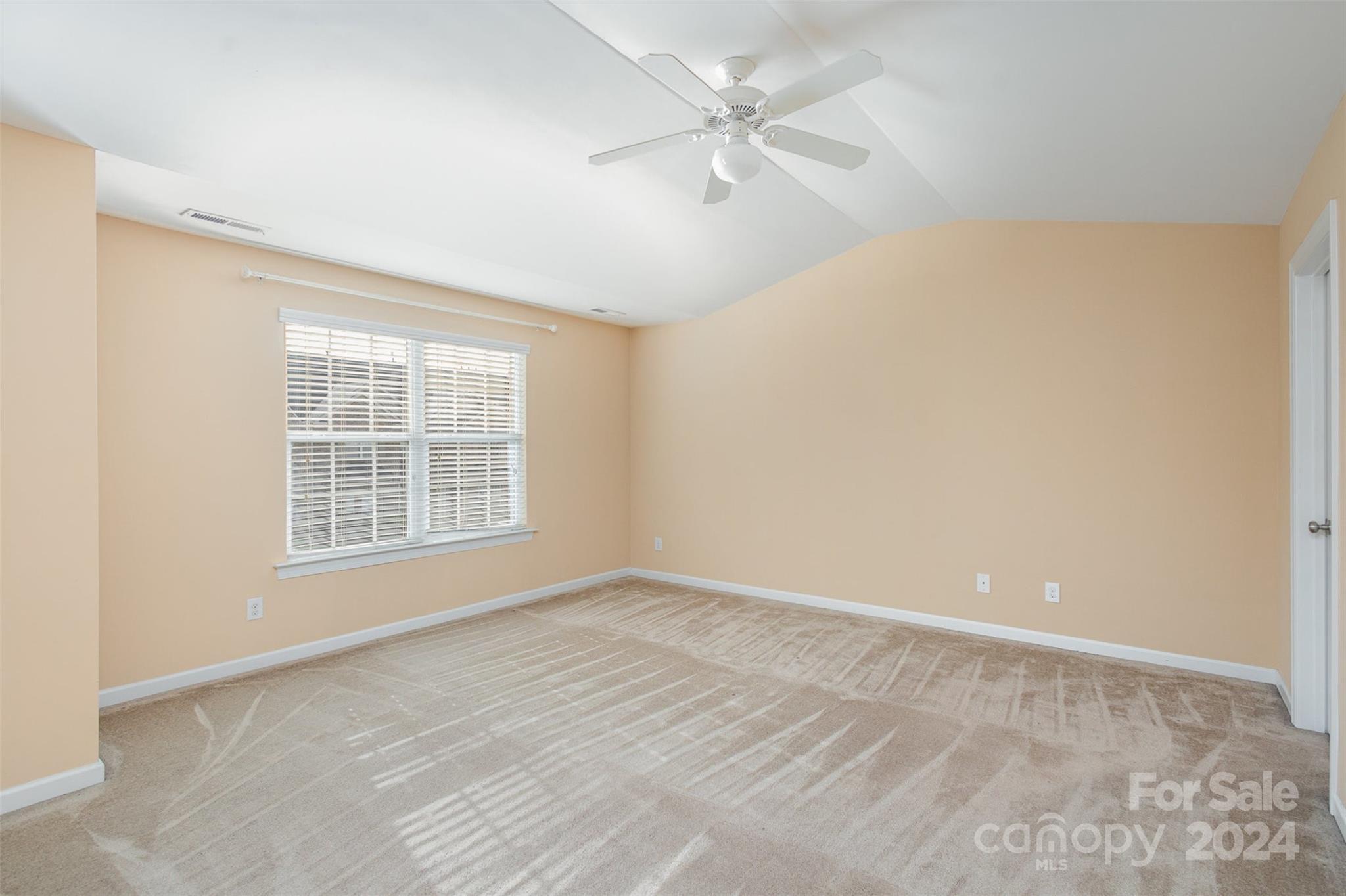 5682 Stafford Road Charlotte, NC 28215 - Photo 16 of 26 Gallery Image 16