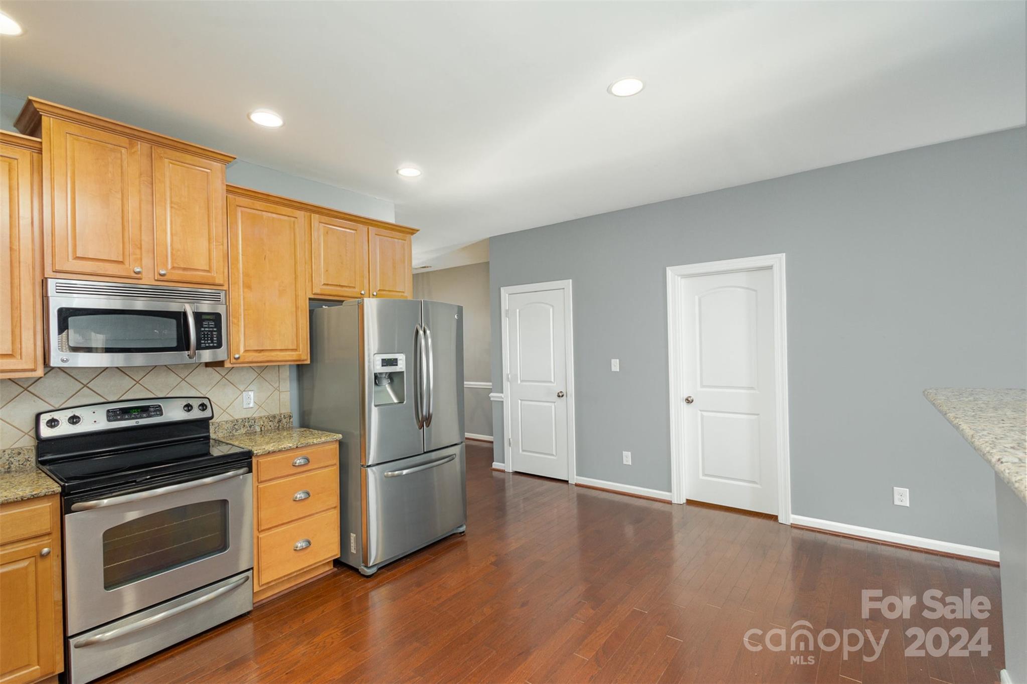5682 Stafford Road Charlotte, NC 28215 - Photo 7 of 26 Gallery Image 7