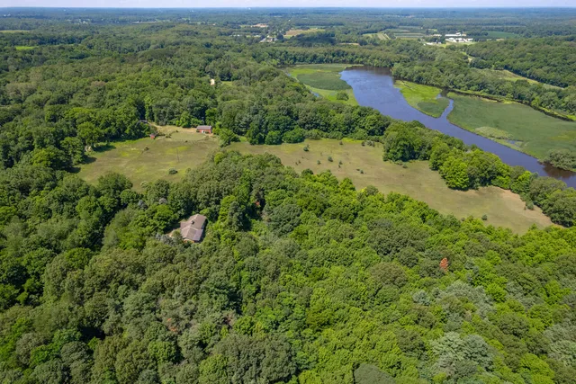 $528,000 | 2435 108th Avenue, Otsego, MI 49078