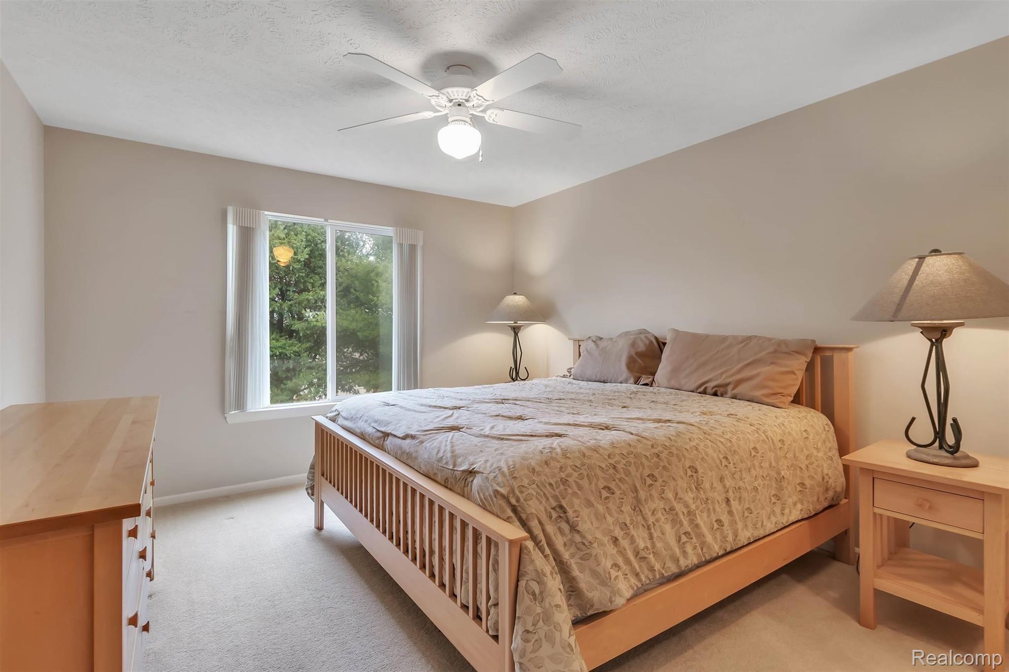 484 Hosta Howell, MI 48843 - Photo 15 of 33 27-484 Hosta-WindowStill-Real-Estat.jpg