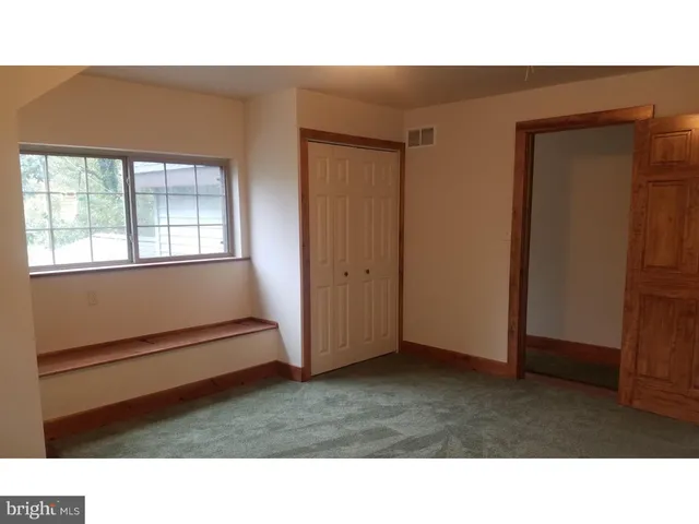 $1,935 | 1371 Old Airport Road, Unit FRONT, Douglassville, PA 19518
