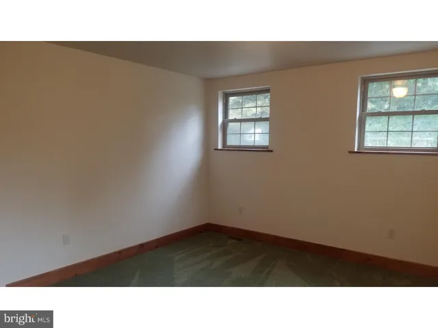 $1,935 | 1371 Old Airport Road, Unit FRONT, Douglassville, PA 19518