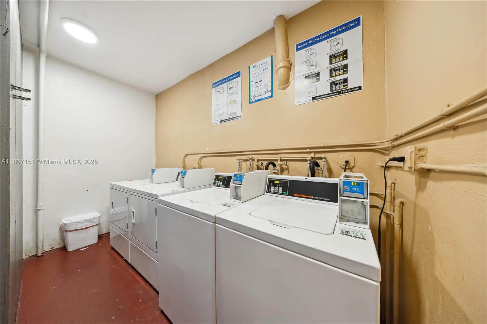 140 Royal Palm Road, Unit 3144 Hialeah Gardens, FL 33016 - Photo 23 of 23 a utility room with dryer and washer