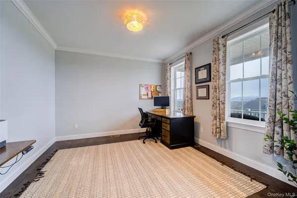 $824,999 | 64 Fox Hill Run, Rock Tavern, NY 12575