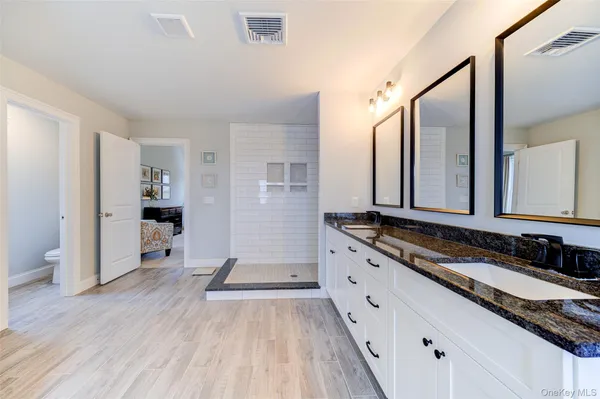 $824,999 | 64 Fox Hill Run, Rock Tavern, NY 12575